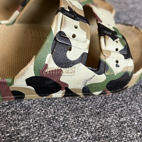 Freedom Moses Toddler boys camo Sandals - Picture 2 of 3